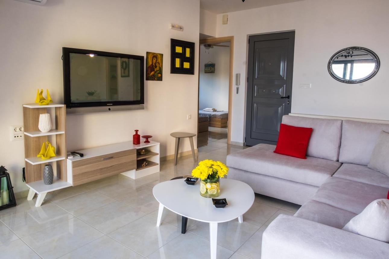 Holy Paraskevi Apartment Agios Nikolaos Exteriör bild