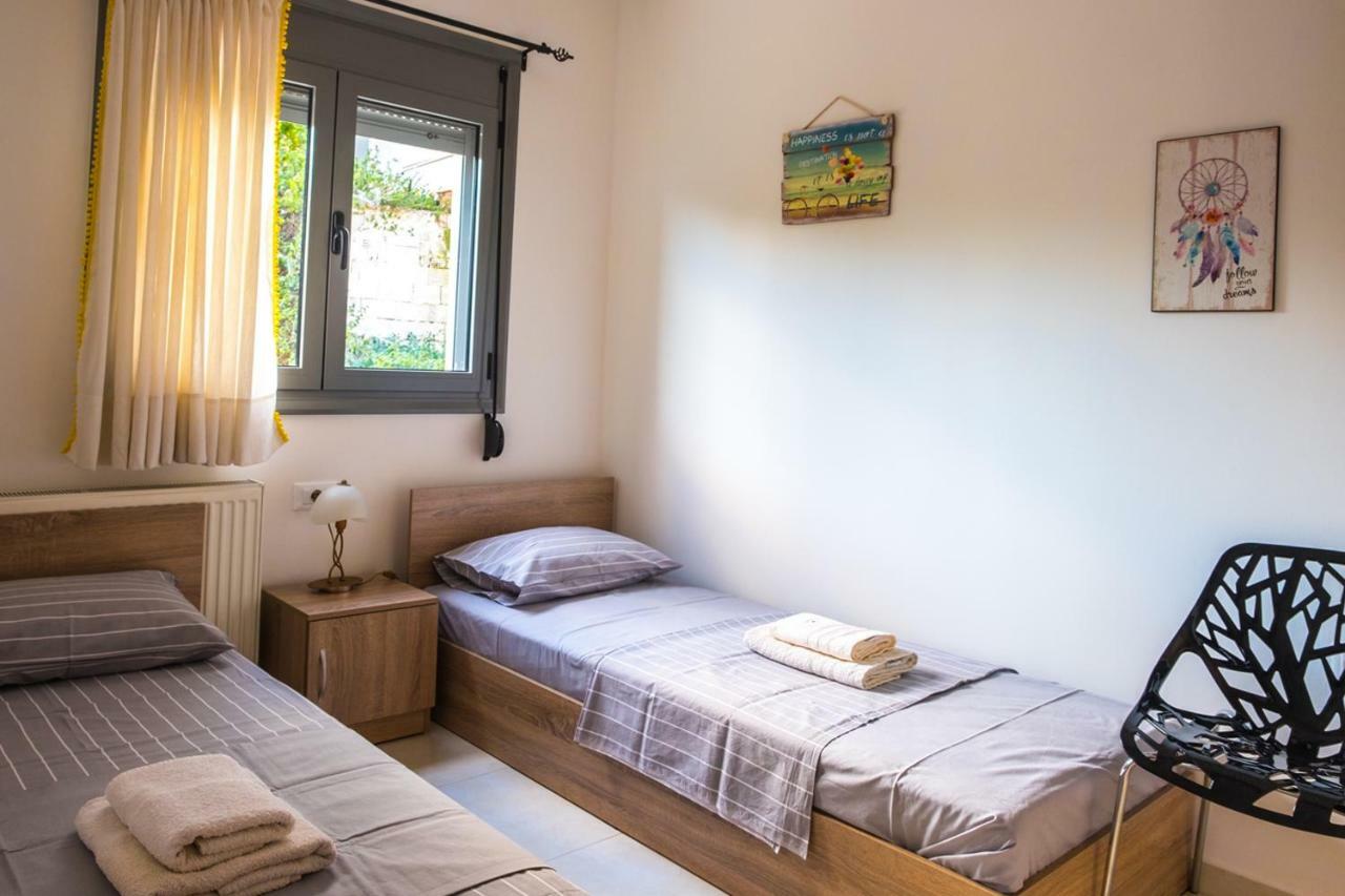 Holy Paraskevi Apartment Agios Nikolaos Exteriör bild